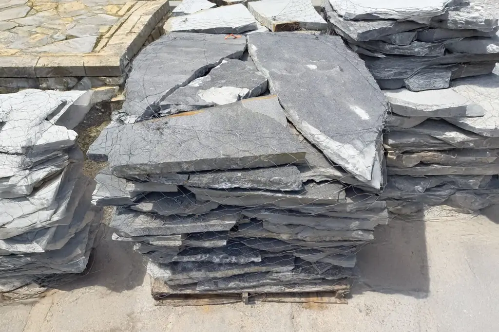 Smoky Mountain Blue Flagstone 2"